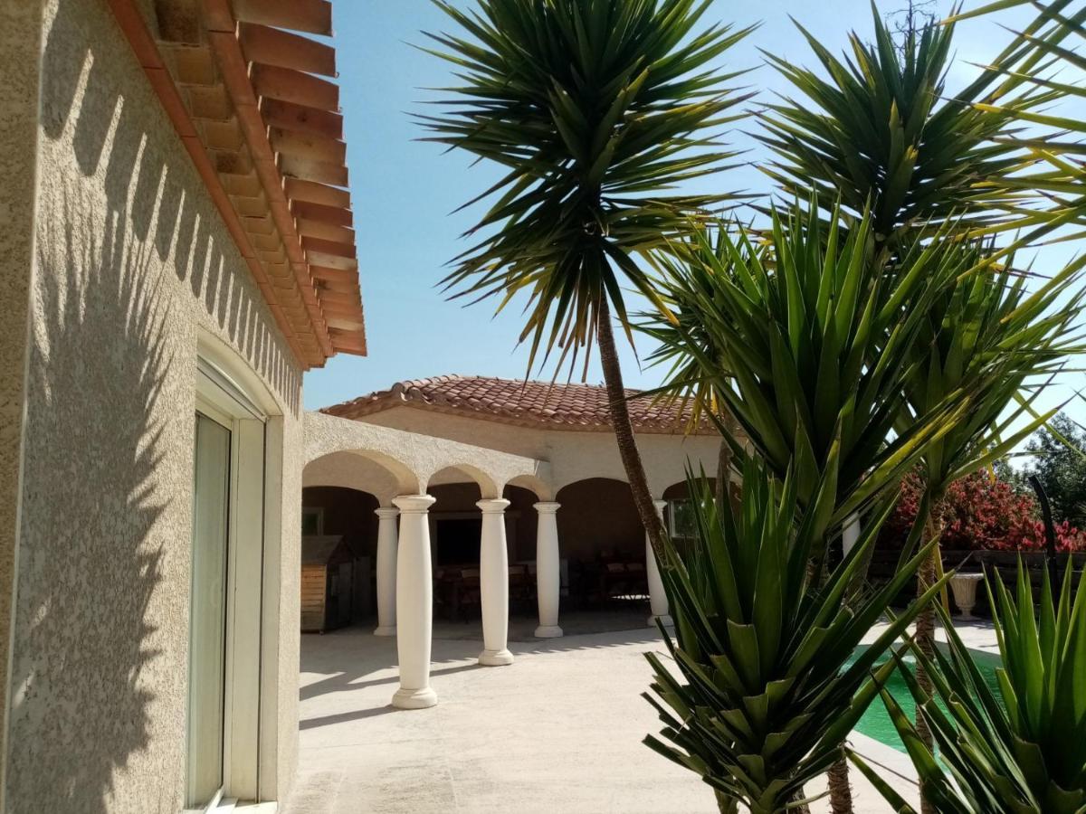 Bienvenue A L Hacienda Villa Magalas Buitenkant foto