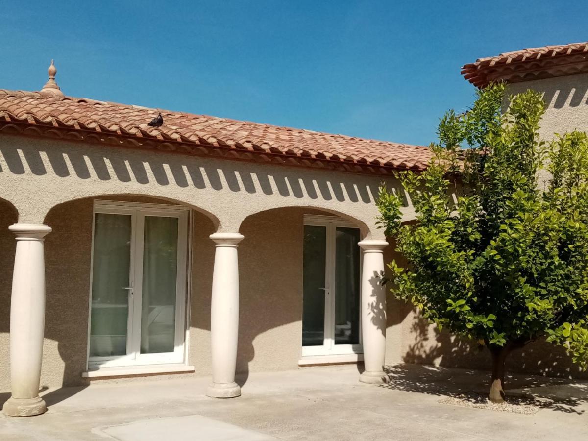Bienvenue A L Hacienda Villa Magalas Buitenkant foto