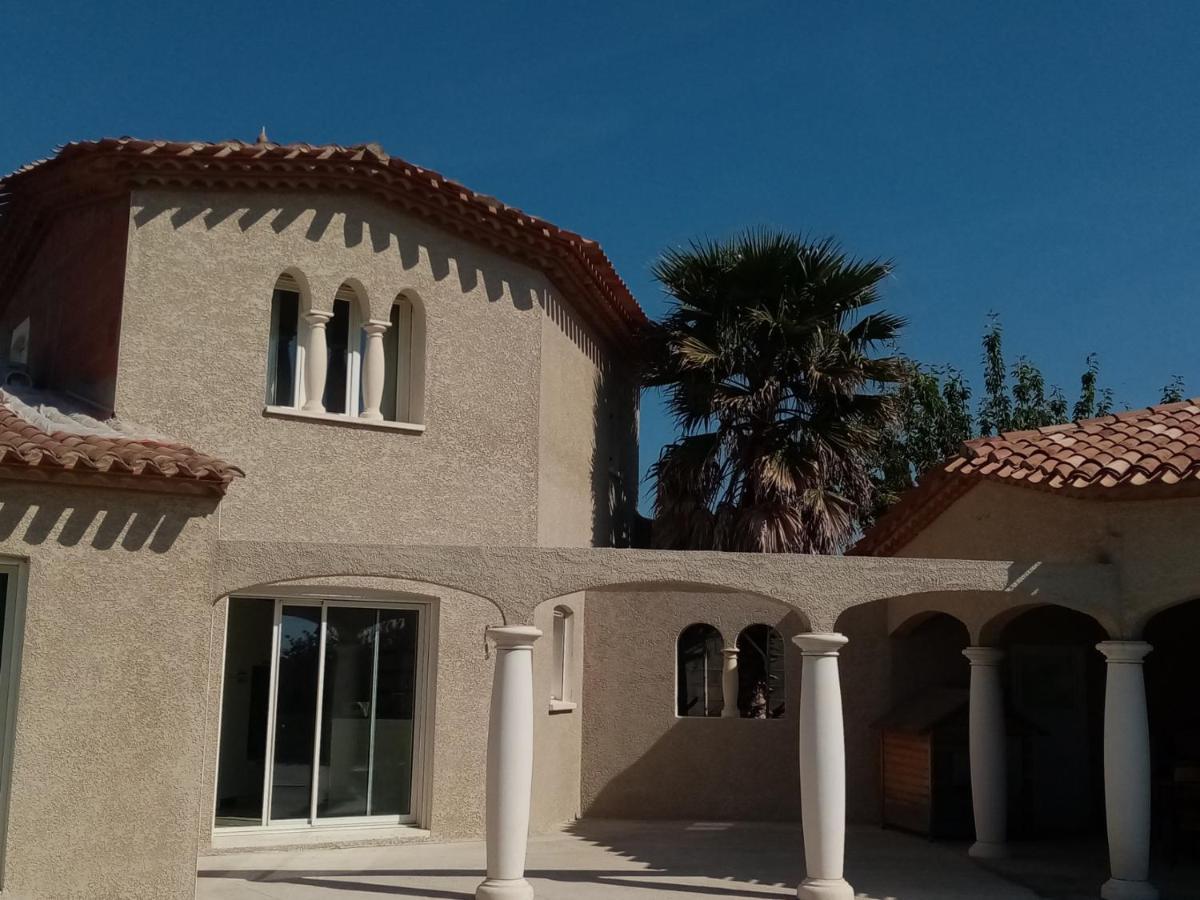 Bienvenue A L Hacienda Villa Magalas Buitenkant foto