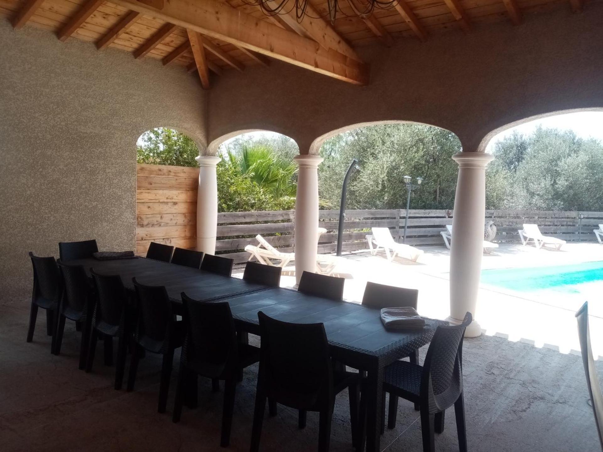 Bienvenue A L Hacienda Villa Magalas Buitenkant foto